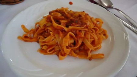 Tagliatelle ragù e funghi - da Lorè - Lago di Caccamo (MC)